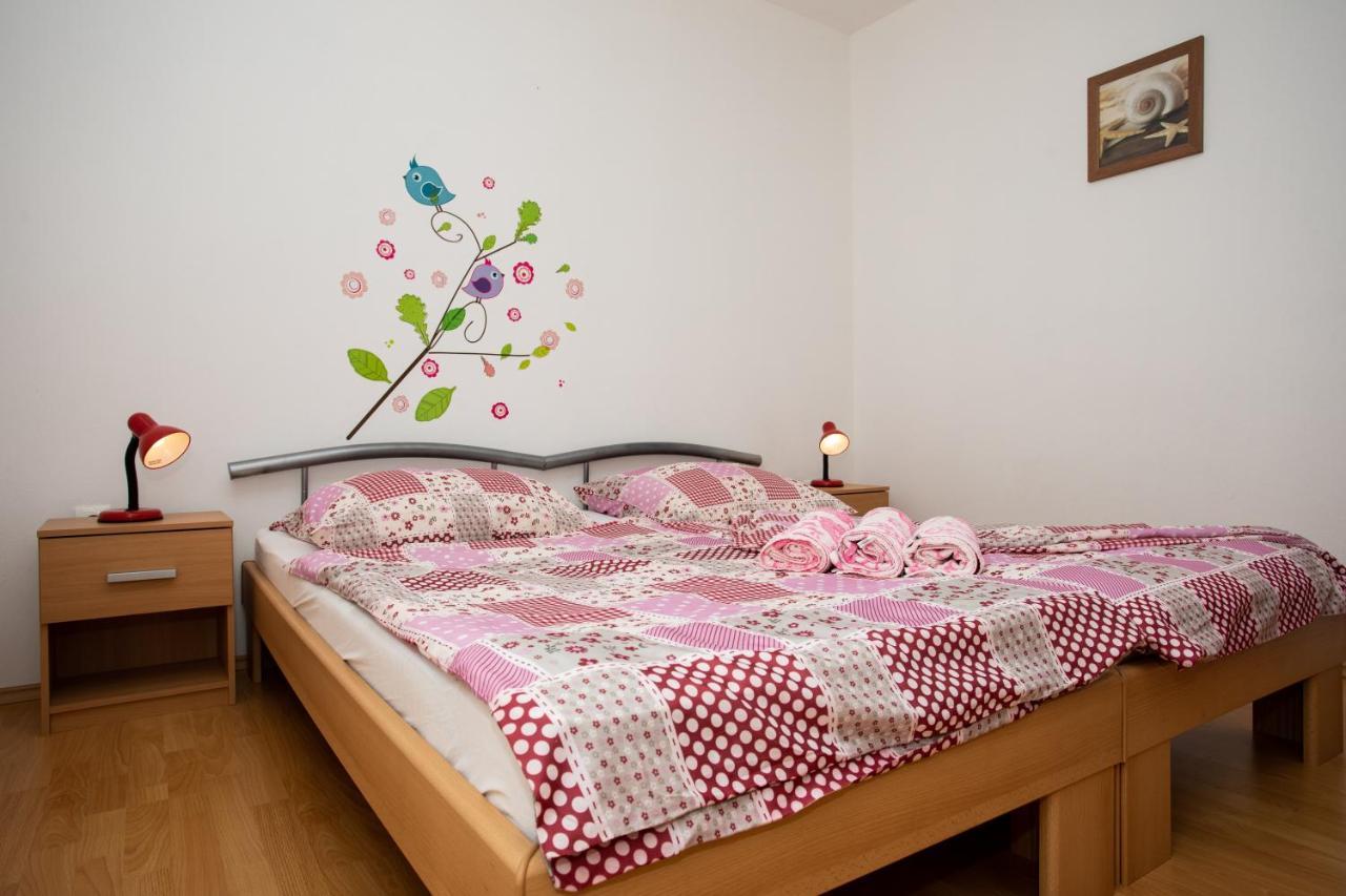 Apartments Katarina Šilo Extérieur photo