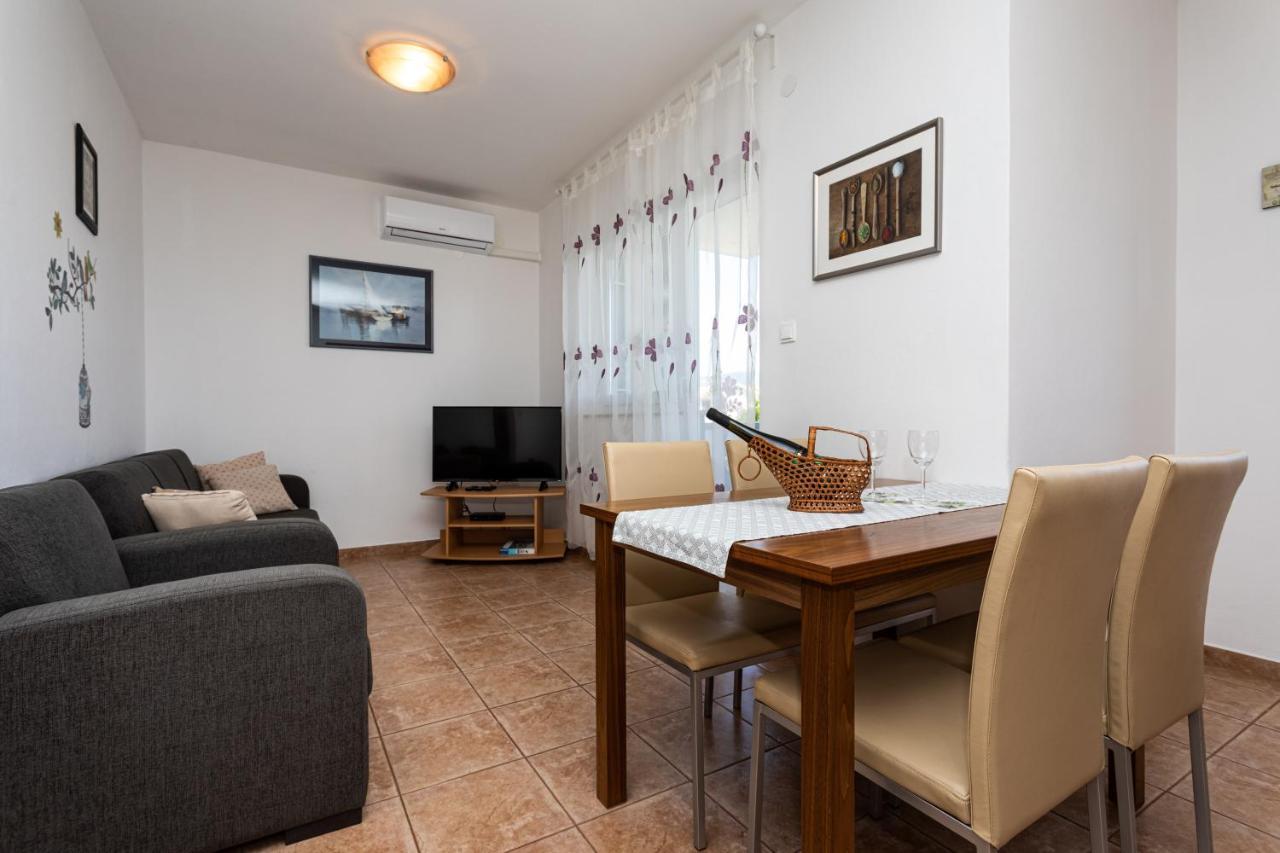 Apartments Katarina Šilo Extérieur photo
